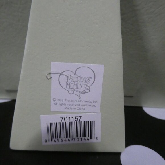 PRECIOUS MOMENTS | Jesus Loves Me | Girl Praying With Doll | 4x6" Photo Frame - Picture 11 of 13